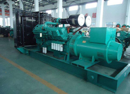 千家镇800kw康明斯柴油发电机组